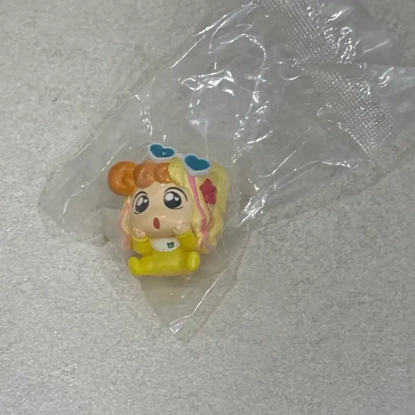 [BUNJANG] Crayon Shin-chan Arale Keychain / 갸루 짱구 키링(짱아)