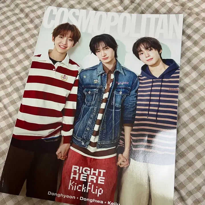 [BUNJANG] Kickflip Cosmopolitan May 2025 Issue Type A / 킥플립 코스모폴리탄 2025. 5월호 A형
