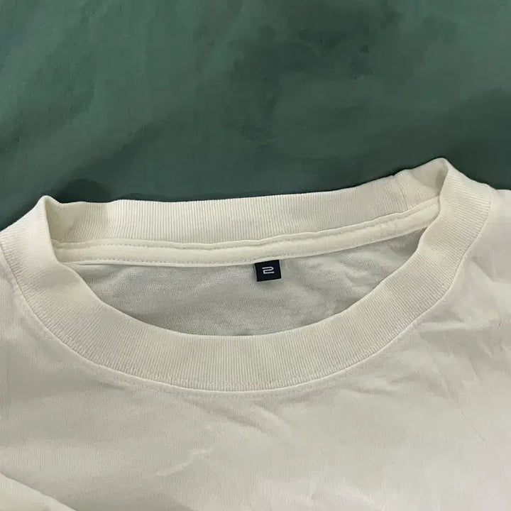 [BUNJANG] Polyteru Graphic Long Sleeve Friends White / [2]폴리테루 그래픽 롱슬리브 프렌드 화이트