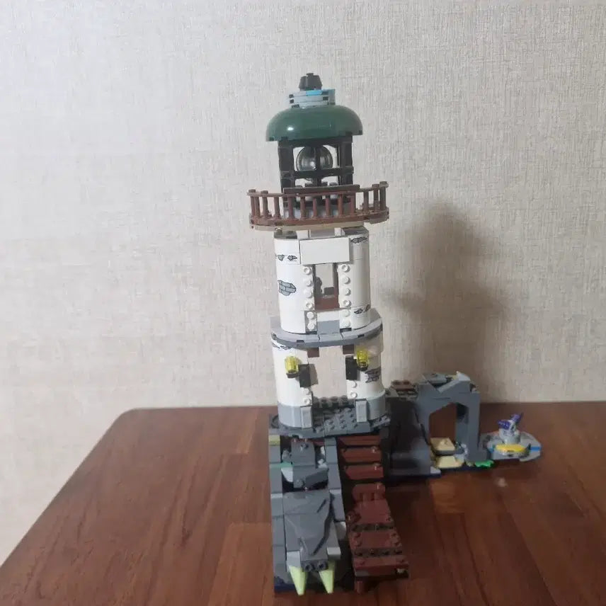 [BUNJANG] LEGO Hidden Side Lighthouse Breakout / 히든사이드 등대 레고