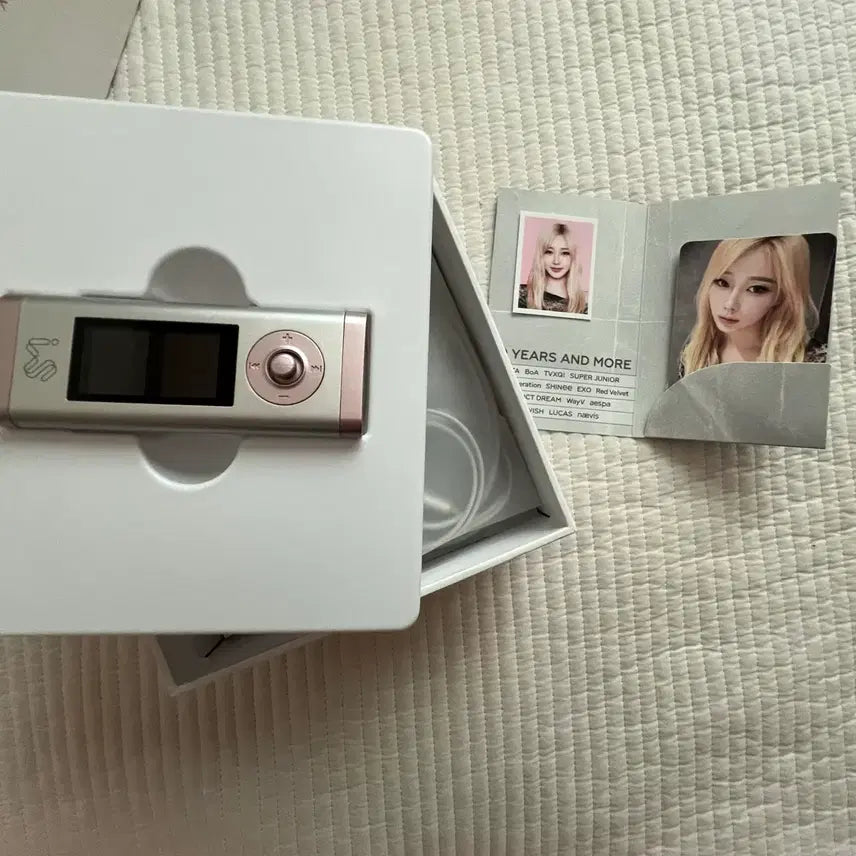 [BUNJANG] SM Entertainment Giselle Version MP3 Player Full Set / SM 30주년 mp3 지젤 버전 풀셋