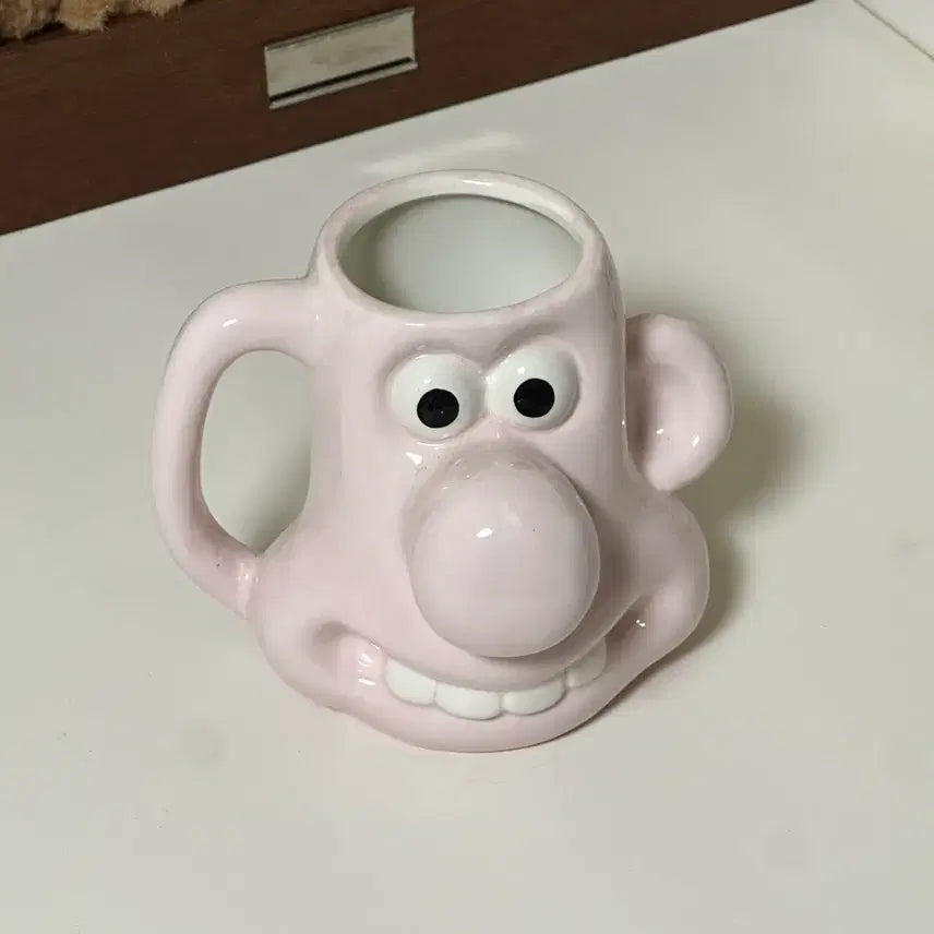 [BUNJANG] Wallace &amp; Gromit Large 3D Mug / [초레어] 월레스와 그로밋 대형 입체머그