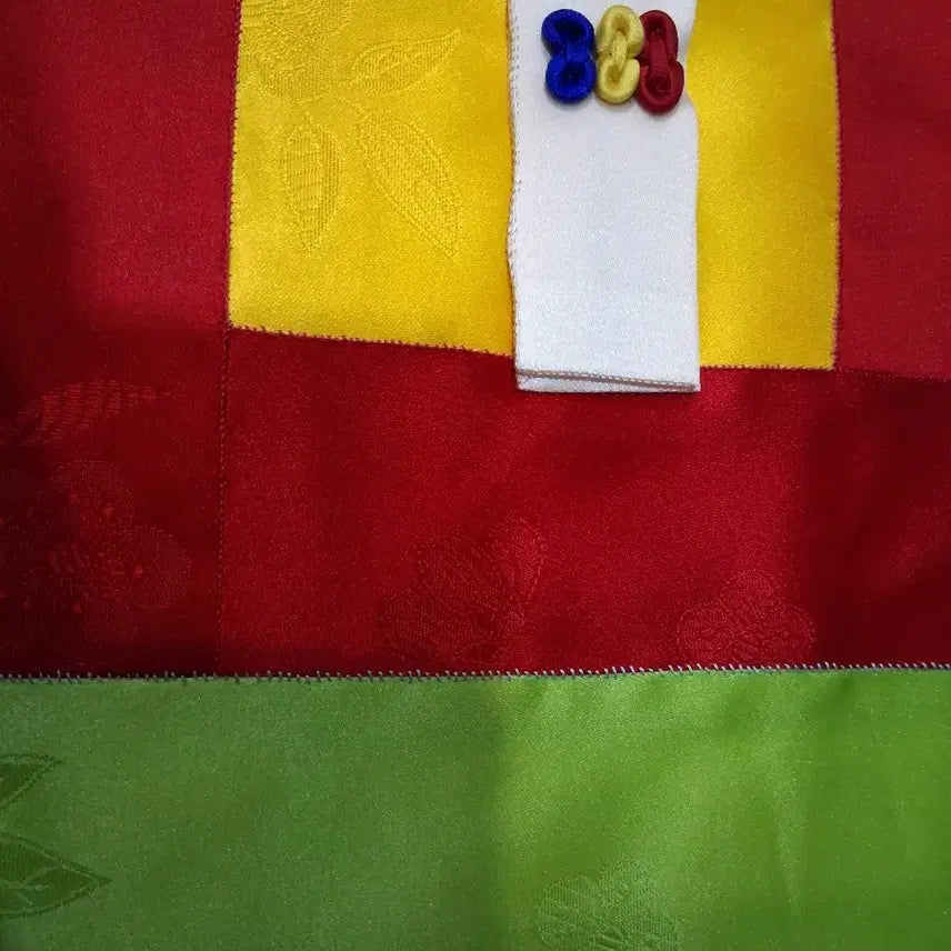 [BUNJANG] Artist-Made Silk Jogakbo (Patchwork) / 작가작품 실크 조각보