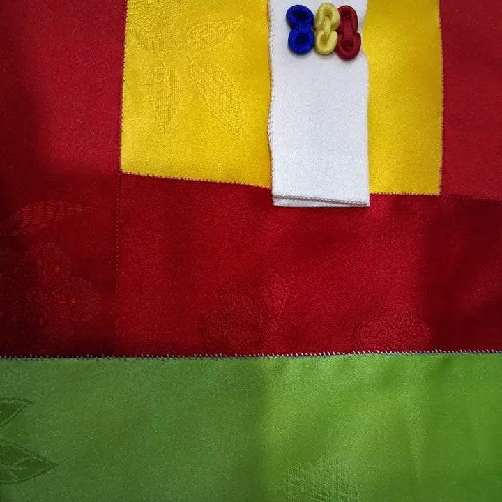 [BUNJANG] Artist-Made Silk Jogakbo (Patchwork) / 작가작품 실크 조각보