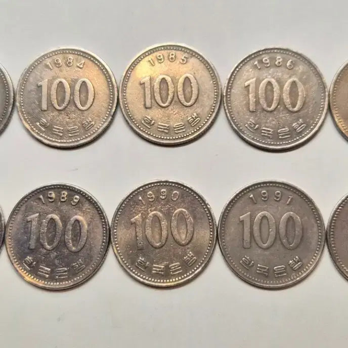 [BUNJANG] 1983-1992 South Korean 100 Won Coin Bundle Set (10 pcs) / 1983~1992년 백원 동전 10개 일괄