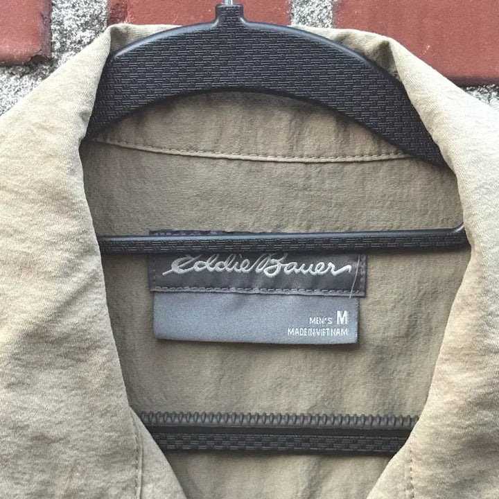 [BUNJANG] Eddie Bauer Cooling Shirt Jacket Beige / 포터리맛 Eddie Bauer 쿨링 셔츠자켓 베이지 100-105