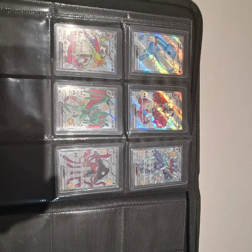 [BUNJANG] Pokemon Card Mew SSR, Charizard SSR, and 2 Other Cards / 포켓몬카드 뮤ssr, 리자몽 ssr 외 4장