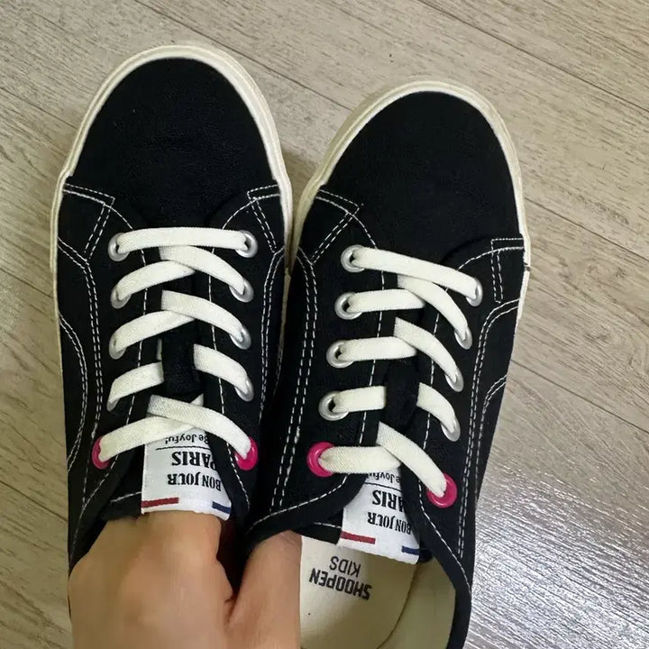 [BUNJANG] Shoopen Kids Black Sneakers Size 220 / 슈펜키즈 블랙 스니커즈 220