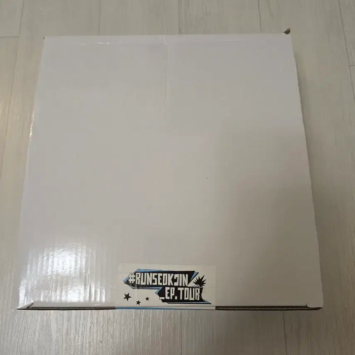 [BUNJANG] BTS Run Seokjin Goyang Concert Special Gift: Raincoat, Towel, Photocard / (오늘만) 방탄소년단 방탄 bts 런석진 고양 역조공 우비, 수건, 포카