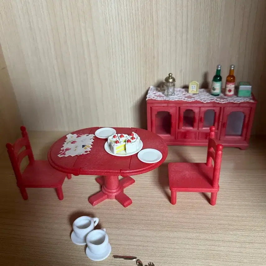 [BUNJANG] Sylvanian Families Red Table Set Rare / 실바니안 레드 테이블 세트 레어