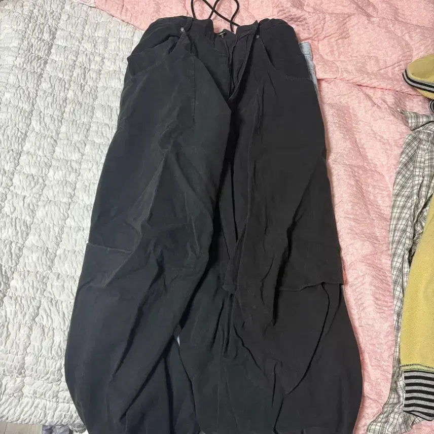 [BUNJANG] Black Trousers / 검정색 바지