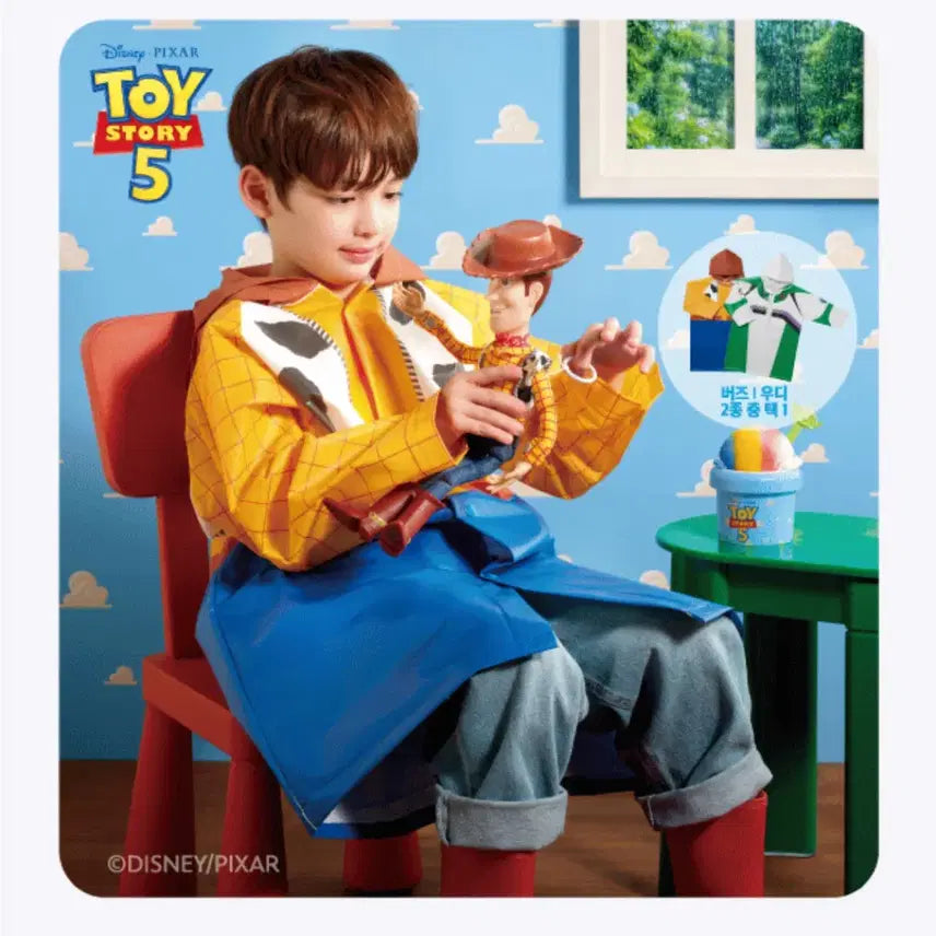 [BUNJANG] Baskin Robbins Toy Story Woody Kids Raincoat / 배스킨라빈스 배라 베스킨 토이스토리 우디 어린이 우비 우의 키즈
