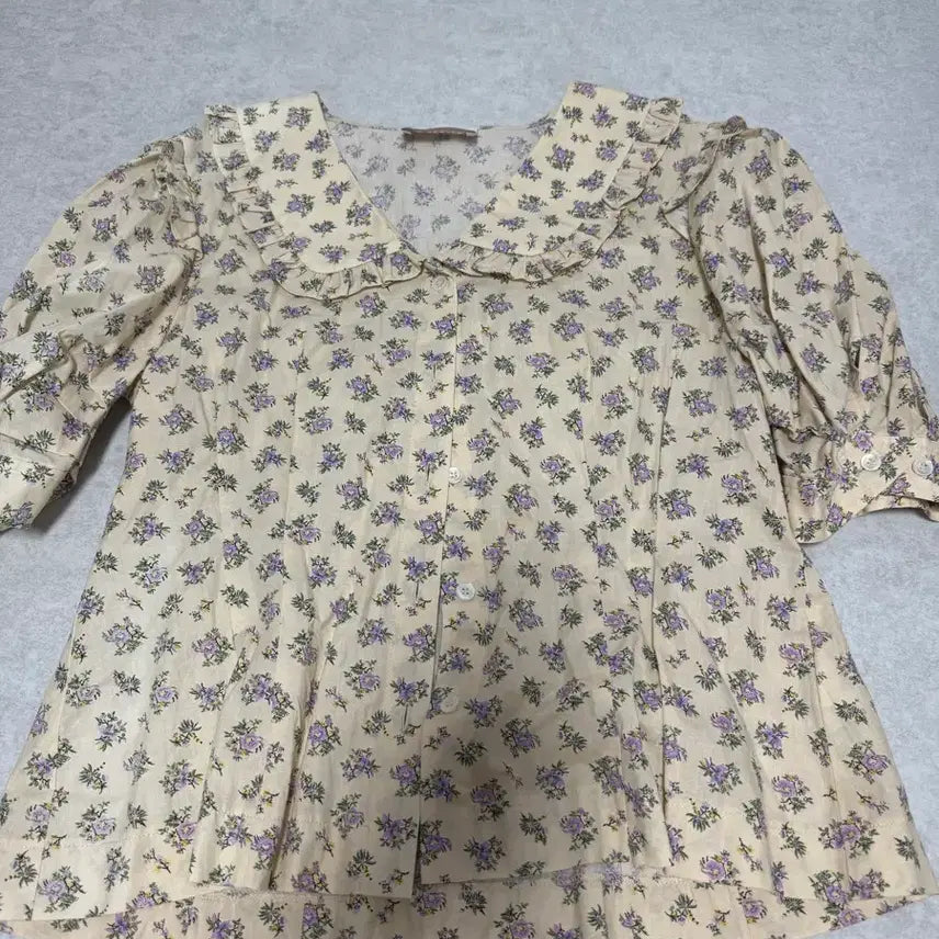 [BUNJANG] Bokabaka Joie Retro Blouse / 보카바카 joie retro blouse
