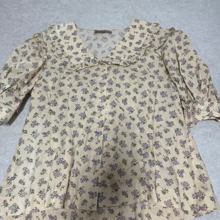 [BUNJANG] Bokabaka Joie Retro Blouse / 보카바카 joie retro blouse