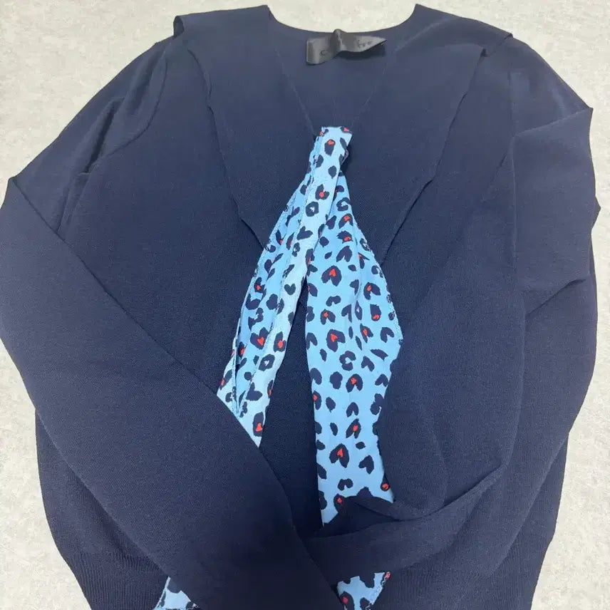 [BUNJANG] Lucky Chouette Navy Leopard Pattern Ribbon Cardigan / 럭키슈에뜨 가디건