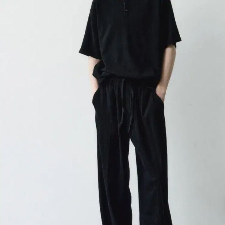 [BUNJANG] Noir Pleated Semi Oversized Wide Setup / 셋업) 노이어 플리츠 세미 오버, 와이드 셋업
