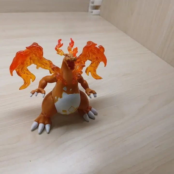 [SOLD OUT] 포켓몬스터 리자몽 거다이맥스 피규어