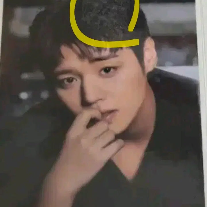 [BUNJANG] Giyongi Charcoal Chicken Park Jihoon Photocard (2 Types) / 기영이 숯불 두마리치킨 박지훈 포토카드 2종 판매합니다