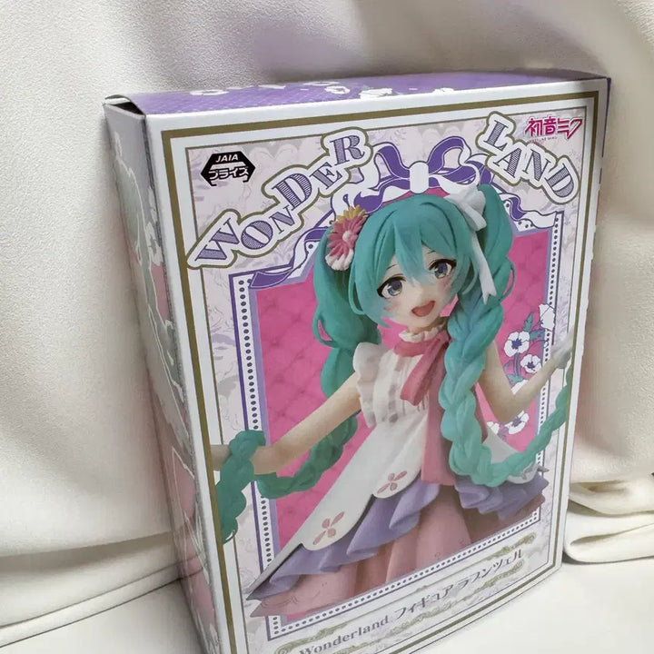 [BUNJANG] Hatsune Miku Wonderland TAITO Rapunzel Figure / 타이토 하츠네 미쿠 원더랜드 라푼젤 피규어 (정품x)