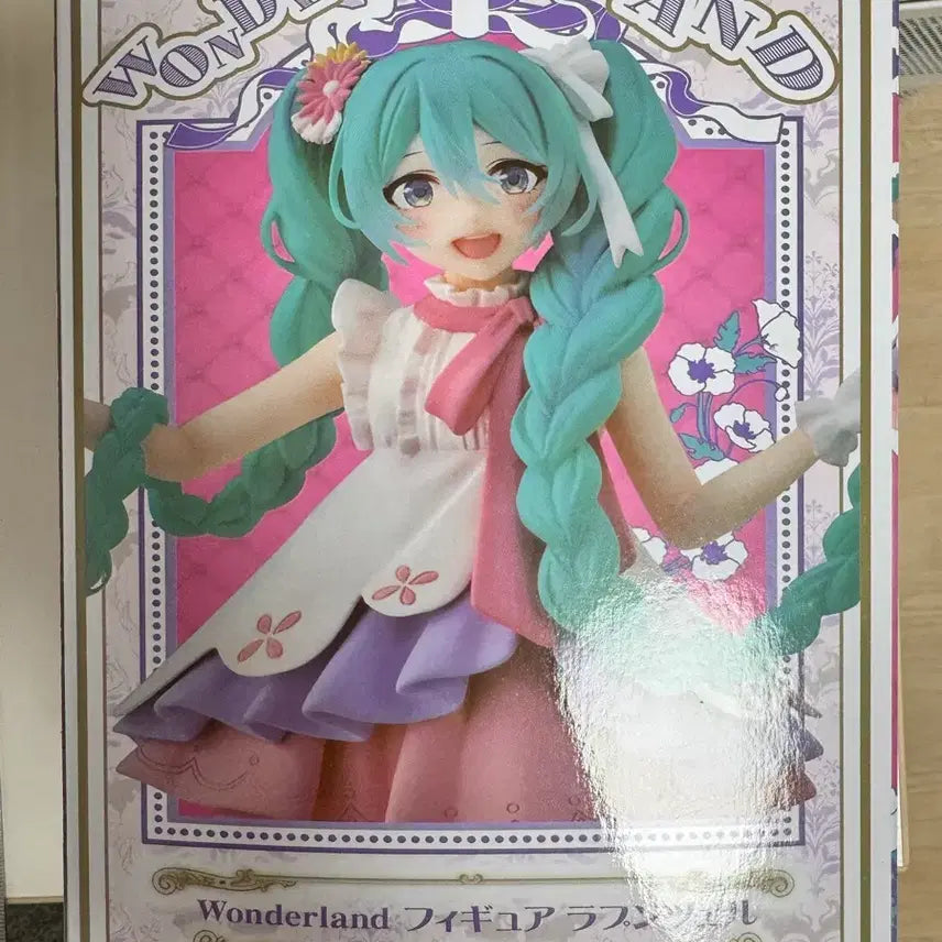 [BUNJANG] Hatsune Miku Wonderland TAITO Rapunzel Figure / 타이토 하츠네 미쿠 원더랜드 라푼젤 피규어 (정품x)