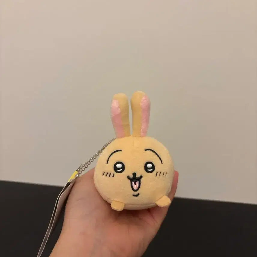 [BUNJANG] Chiikawa Usagi Mochi Kororin Keyring / 치이카와 우사기 모찌코로링 키링