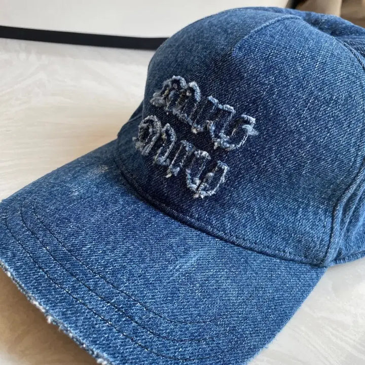 [BUNJANG] Miu Miu Denim Baseball Cap / 미우미우 데님 볼캡