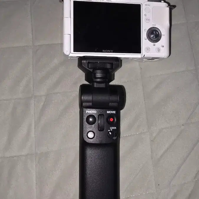 [BUNJANG] Sony ZV-E10L Mirrorless Camera White + Shooting Grip Full Set / 소니 ZV-E10L 미러리스 화이트 카메라 + 슈팅그립 풀세트