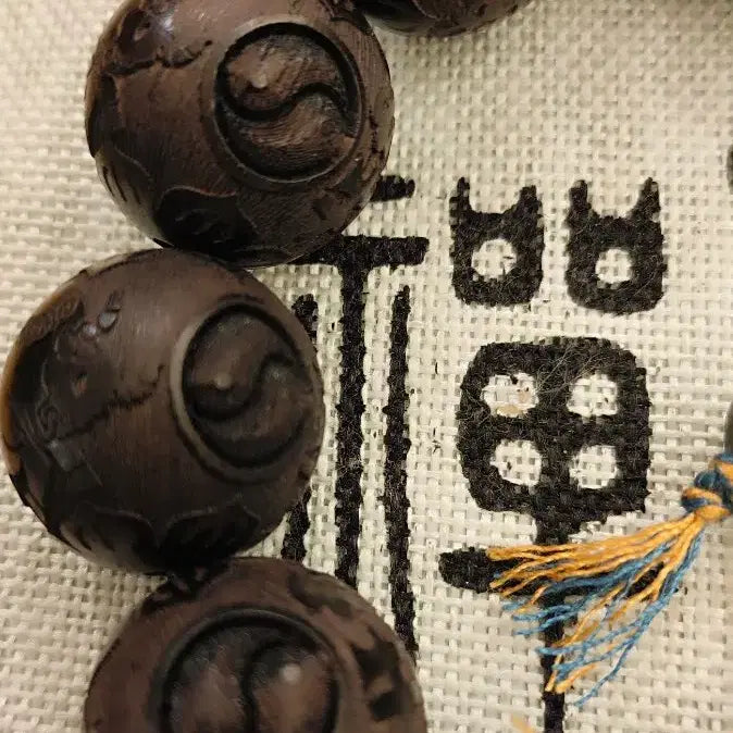 [BUNJANG] Zambia Premium Ebony Taegeuk Charm Prayer Beads Bracelet 20mm / 잠비아  최고급 흑단 태극 부적 각인 염주 20mm
