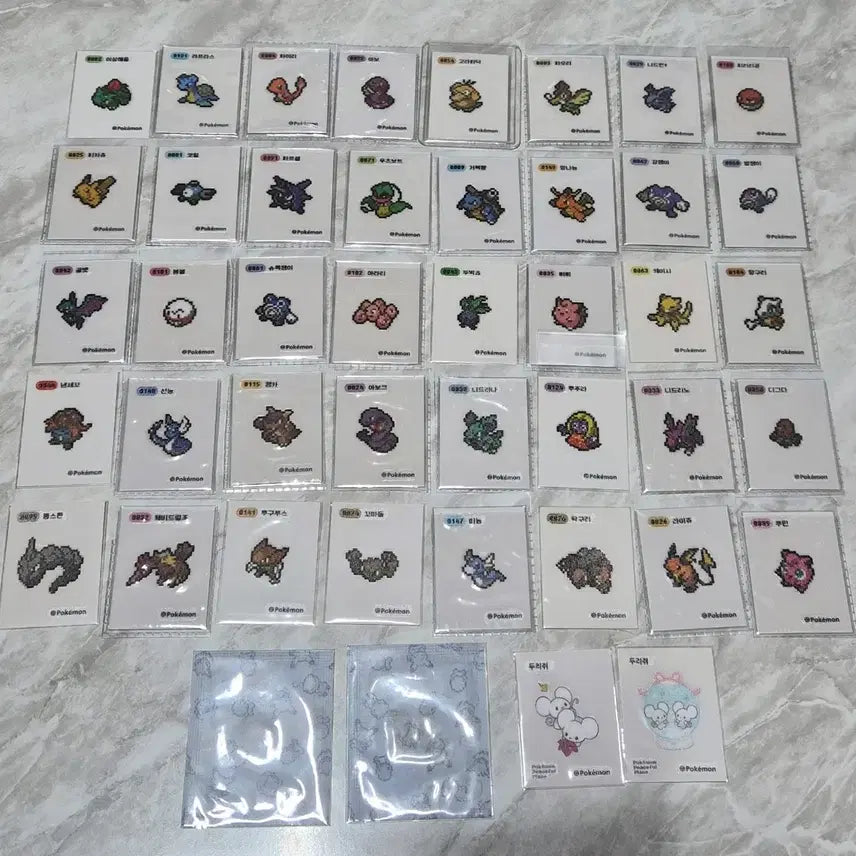 [BUNJANG] Pixel Dtti Seal 42 Types Bundle Set (Autumn/Winter Durijwi) / 픽셀띠부씰42종/피스두리쥐가을.겨울