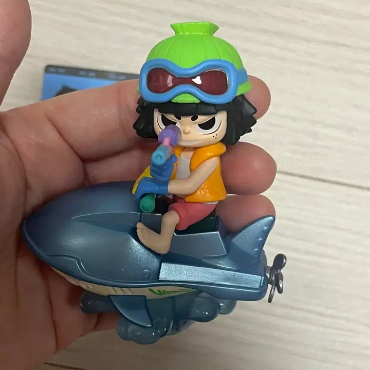 [BUNJANG] POP MART Water Party Vita Figure / 팝마트 워터파티 비타