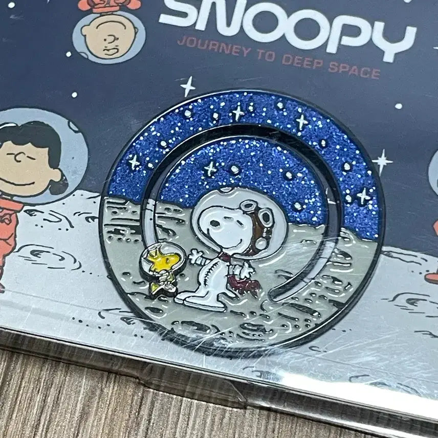 [BUNJANG] Aladdin Snoopy Moving Badge / 알라딘 스누피 무빙뱃지