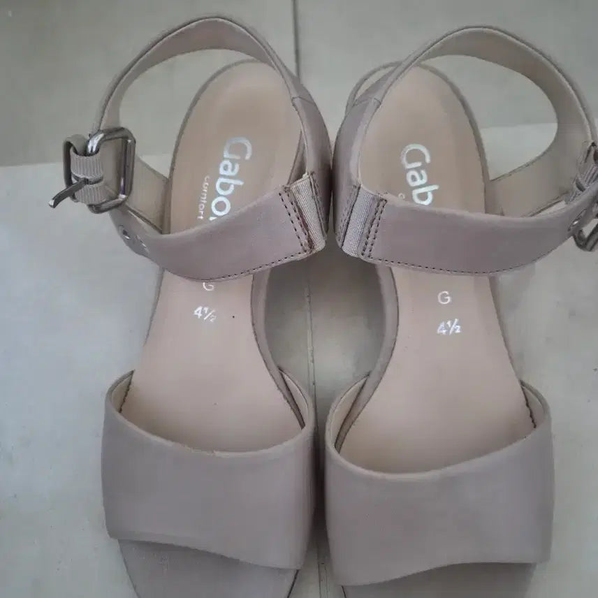 [BUNJANG] Gabor Comfortable Sandals Beige Size 240 / 한번신음)가버 편안한 샌들 베이지 240