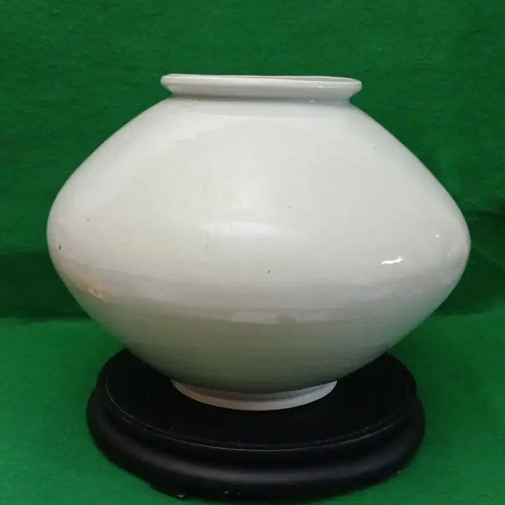 [BUNJANG] Joseon Dynasty Celadon Porcelain Moon Jar / *백자 항아리(백자 바둑알 달항아리)