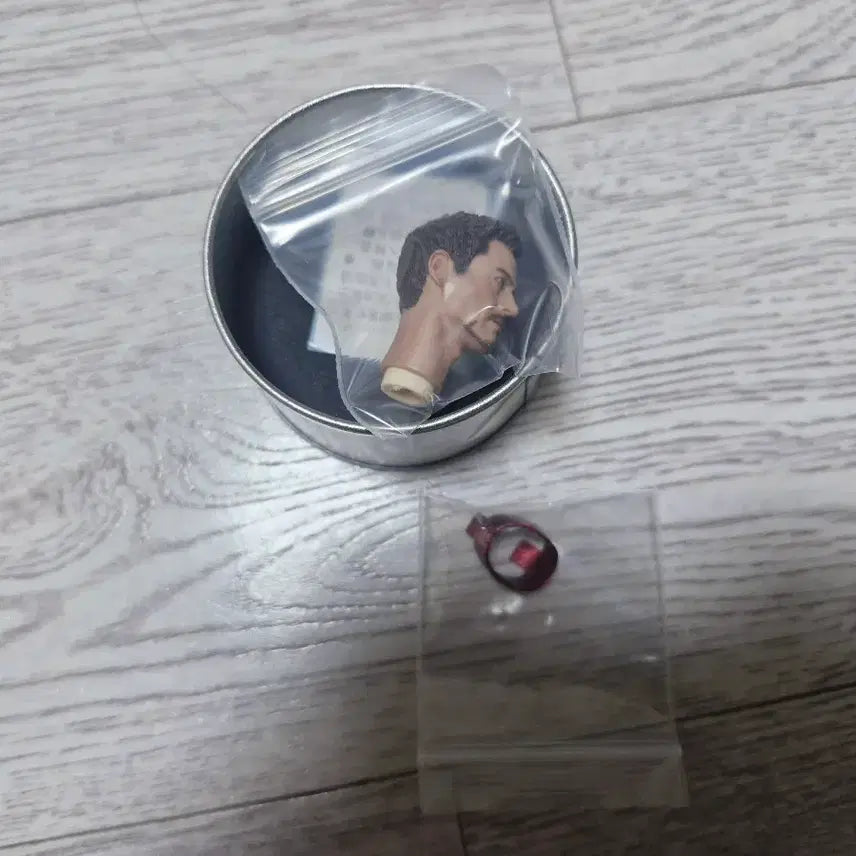 [BUNJANG] Threezero DLX Iron Man Tony Stark Head / 쓰리제로 DLX 아이언맨 토니 스타크 헤드