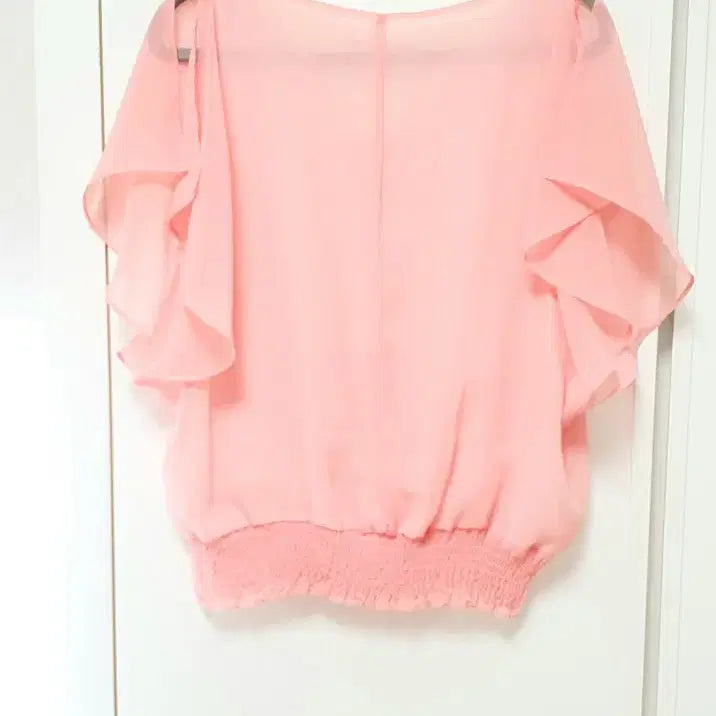 [BUNJANG] V-Neck Chiffon Blouse (Apricot) / 하객룩 브이넥 쉬폰 블라우스(~66사이즈)