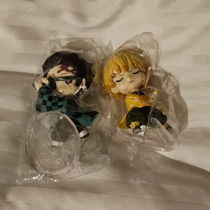 [BUNJANG] Demon Slayer Kimetsu no Yaiba Chimi-Chara Premium Gacha Figures (Tanjiro &amp; Zenitsu) / 귀멸의 칼날 치마캬라 프리미엄 가챠