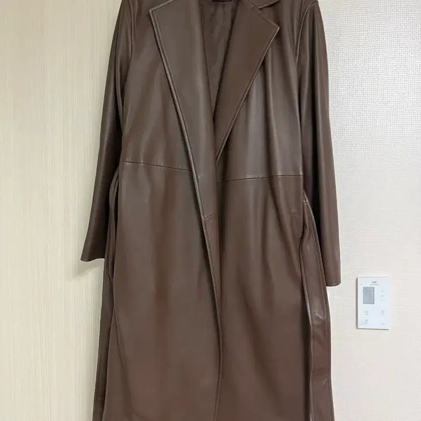 [BUNJANG] JOSEPH Natural Lambskin Long Coat / 조셉(JOSEPH) 천연 양가죽 롱 코트