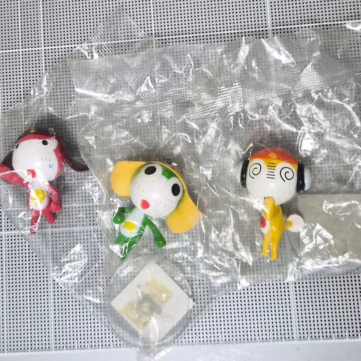 [BUNJANG] Keroro Chibi Gashapon Figures - Giroro, Keroro, Kululu / 꼬마 치비 어린시절 쿠루루 캬라셀 피규어