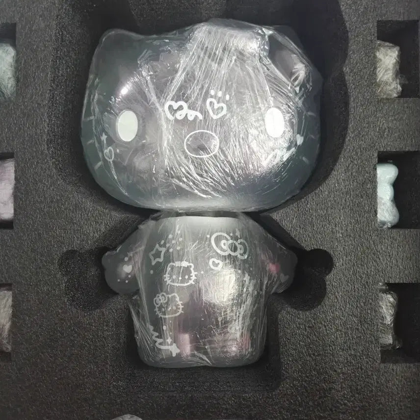 [BUNJANG] Hello Kitty Transparent Figure Keychain / 헬로키티 투명 피규어 키링