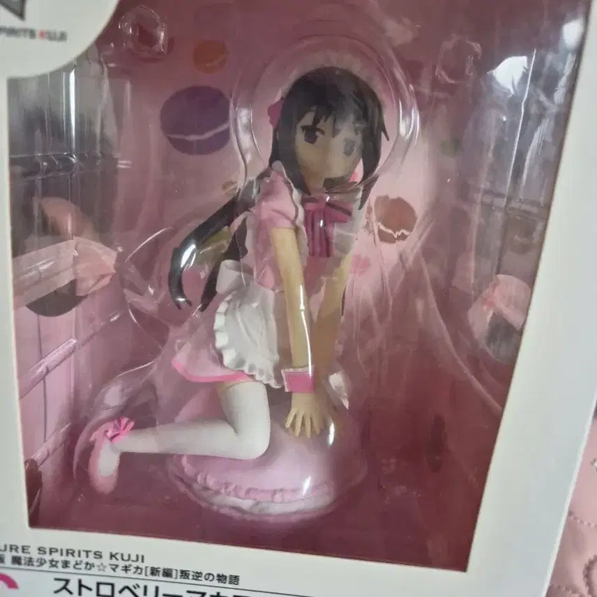[BUNJANG] Puella Magi Madoka Magica Homura Akemi Strawberry Macaron Figure (C Prize) / 마법소녀 마도카 마기카 아케미 호무라 딸기마카롱 c상