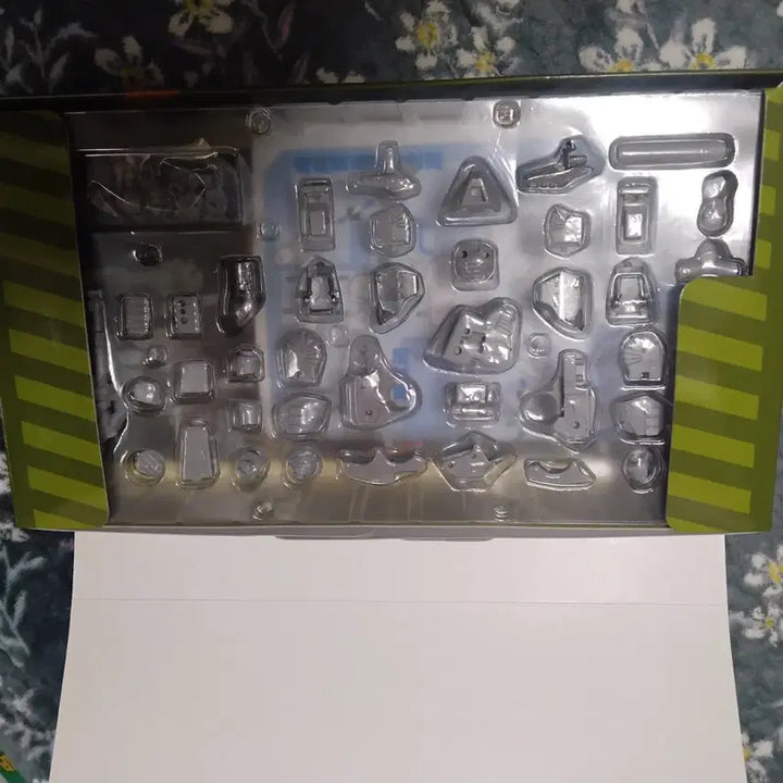 [BUNJANG] Kaiyodo 1/20 Scale Power Suit Plastic Model Kit / (고전프라)카이요도1/20파워슈트