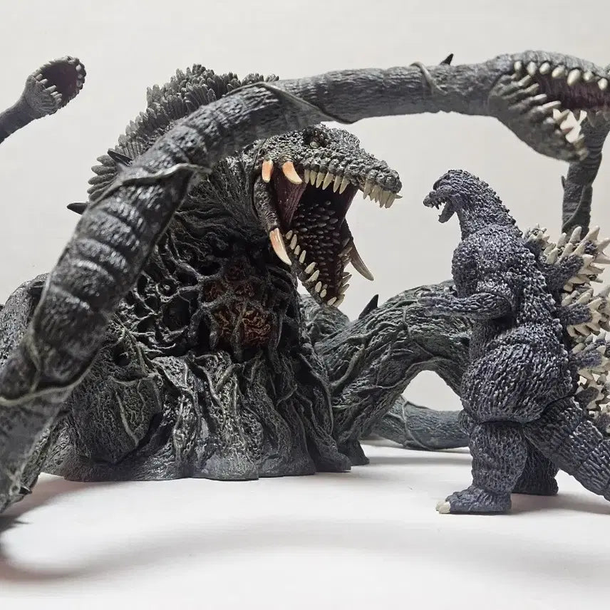[BUNJANG] DeAgostini Godzilla vs. Biollante Monster Figures Bundle / 데아고스티니 고질라 vs 비오란테 괴수 피규어 2체 일괄 고지라