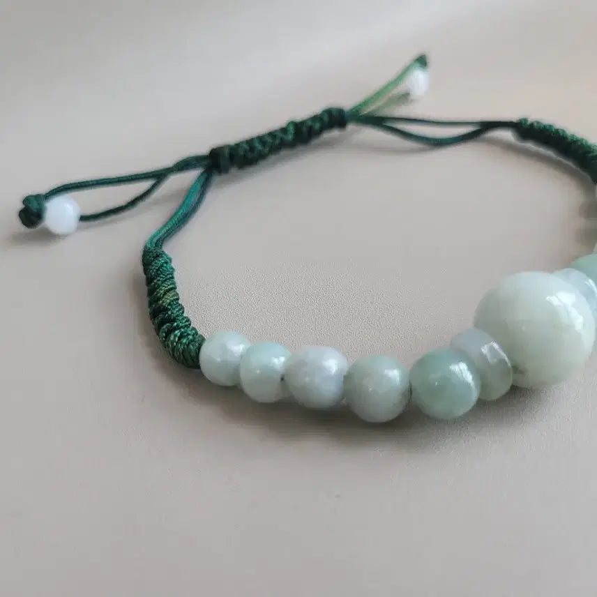 [BUNJANG] Natural Jade Knotted Bracelet / 천연 비취 매듭팔찌