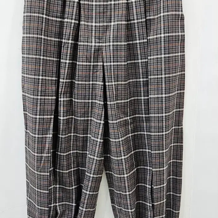 [BUNJANG] Tibi Pleated Balloon Pants / Tibi (티비) 주름 벌룬 팬츠