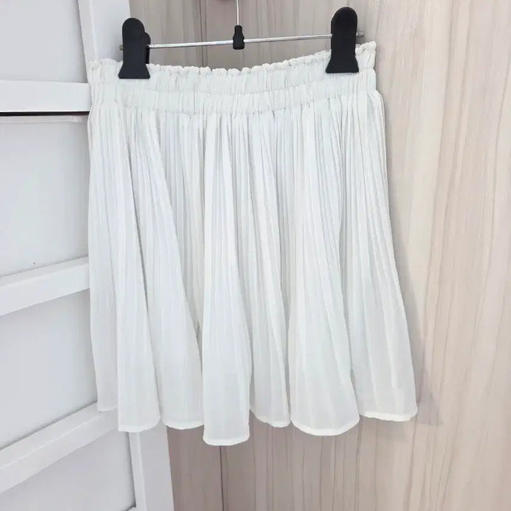 [BUNJANG] White Skirt (New) / 흰색치마(새상품)