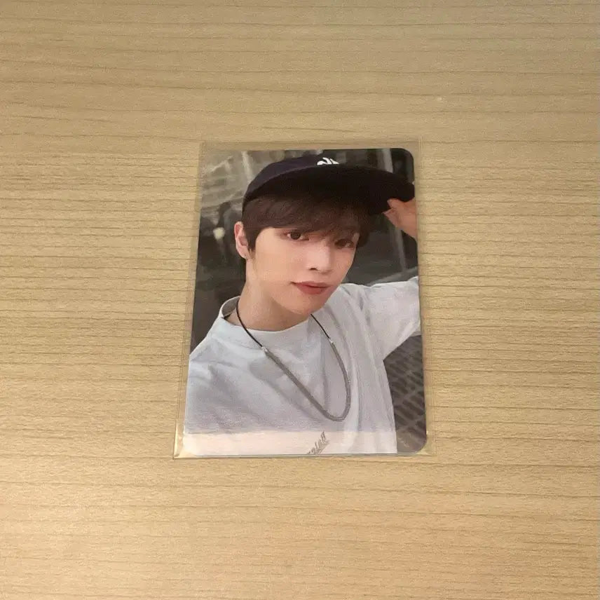 [BUNJANG] RIIZE Sungchan Get A Guitar Photocard / 라이즈 성찬 겟어기타 포카