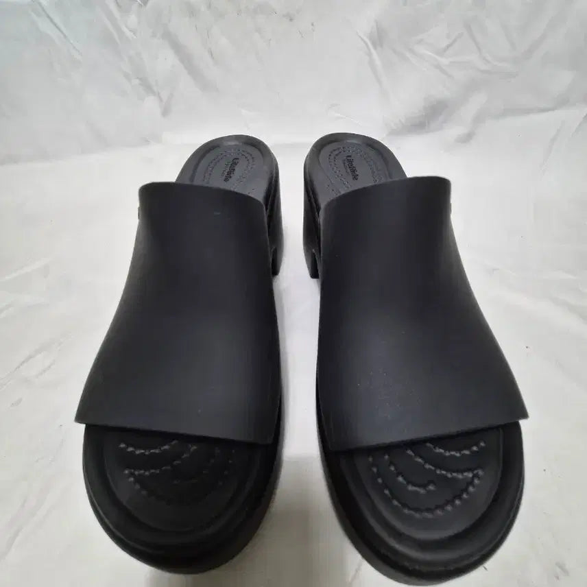 [SOLD OUT] 240 크록스 통굽슬리퍼