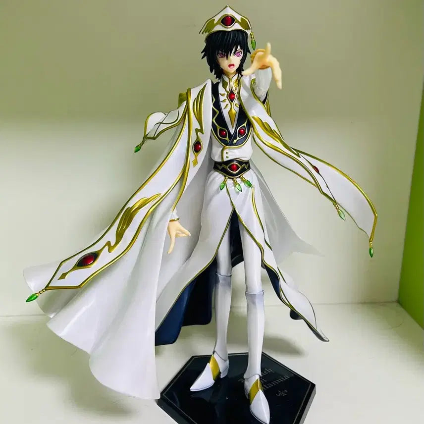 [BUNJANG] Code Geass Lelouch Emperor Figure / 코드기어스 를르슈 황제 피규어 팝니다.