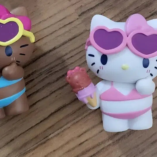 [BUNJANG] Tanning Kitty Pool Gacha Kitty Set (Opened) / 태닝키티 수영장가챠 키티세트 개봉상품