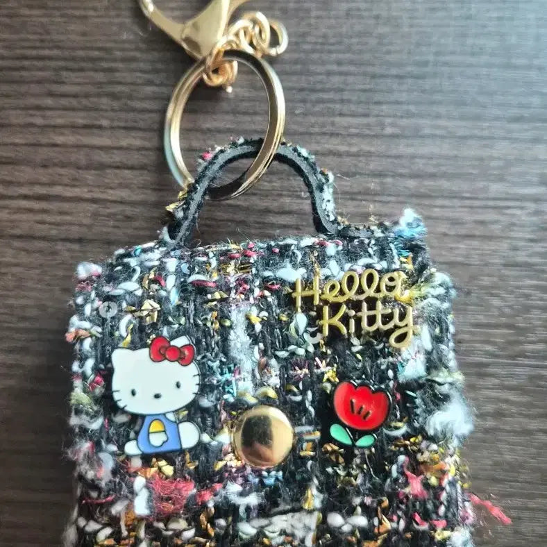 [BUNJANG] Hello Kitty Tweed Mini Bag Charm Pouch / 헬로키티 트위드 미니백 미니 파우치 키링 블랙/핑크/스카이 (새상품)
